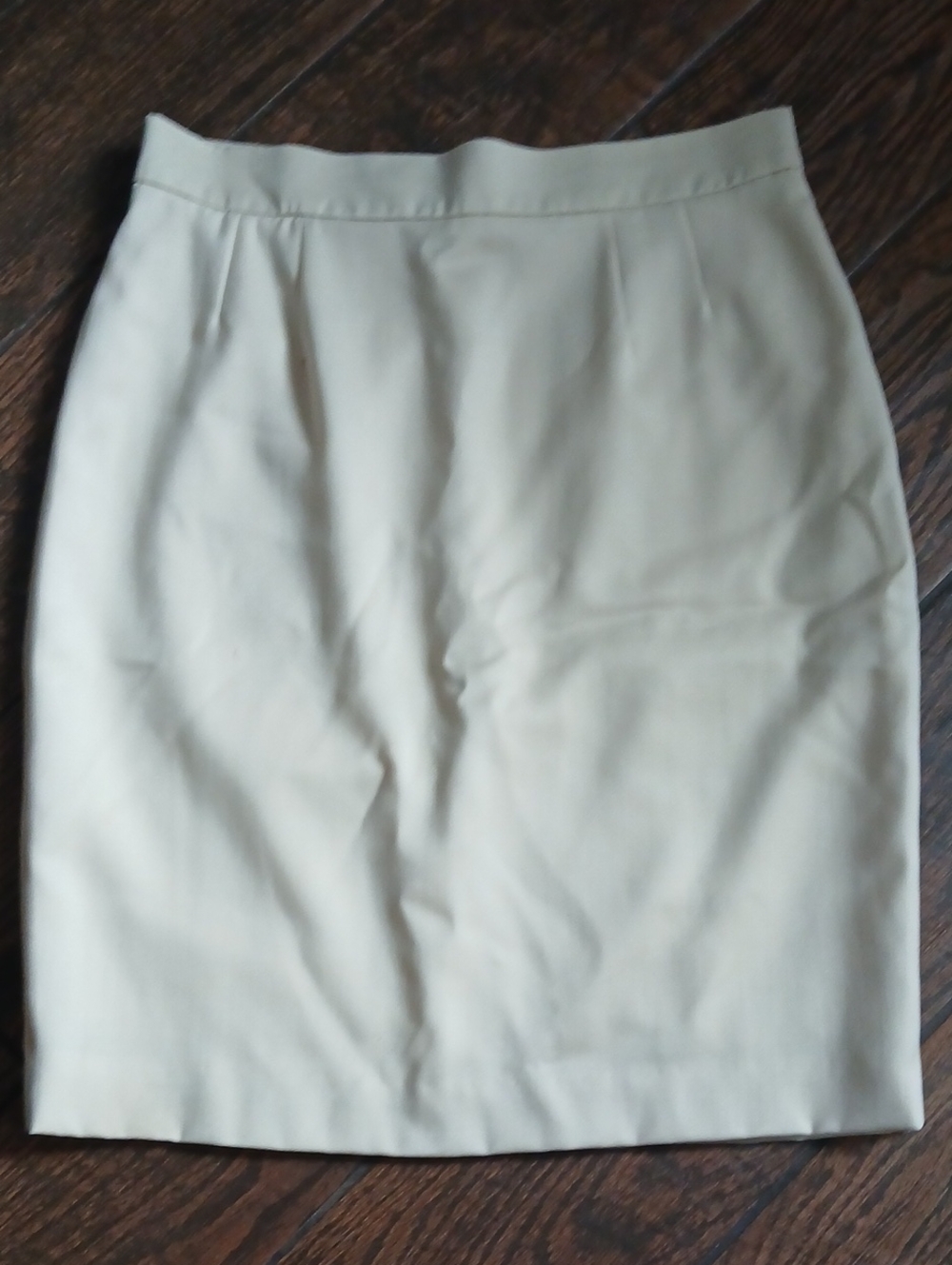 Escada Soft Cream Pencil Skirt